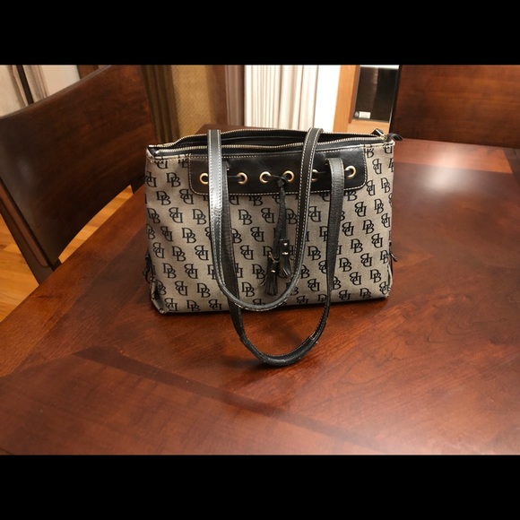 Handbag - Picture 2 of 7